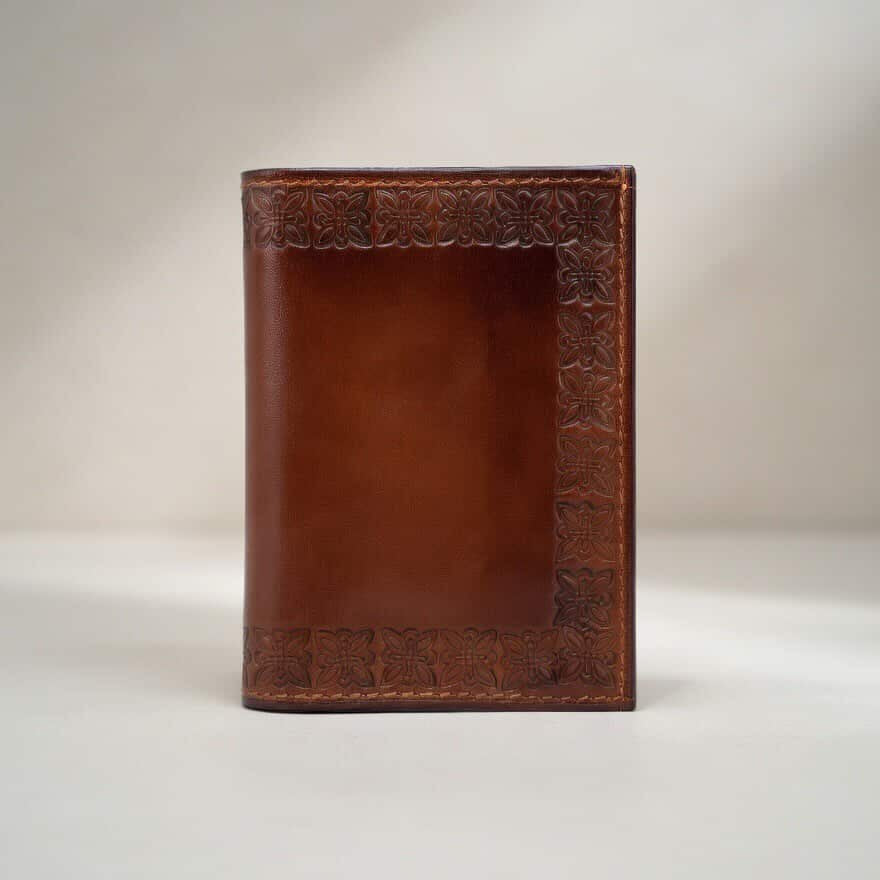 Chiaroscuro Wallet